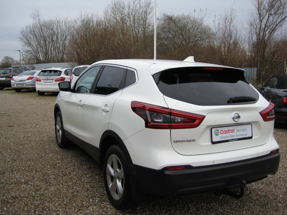 Nissan Qashqai 1,2 Dig-T 115 N-Connecta 5d