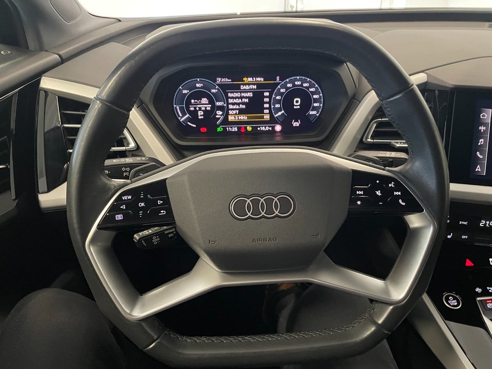 Audi Q4 e-tron 40 Advanced 5d