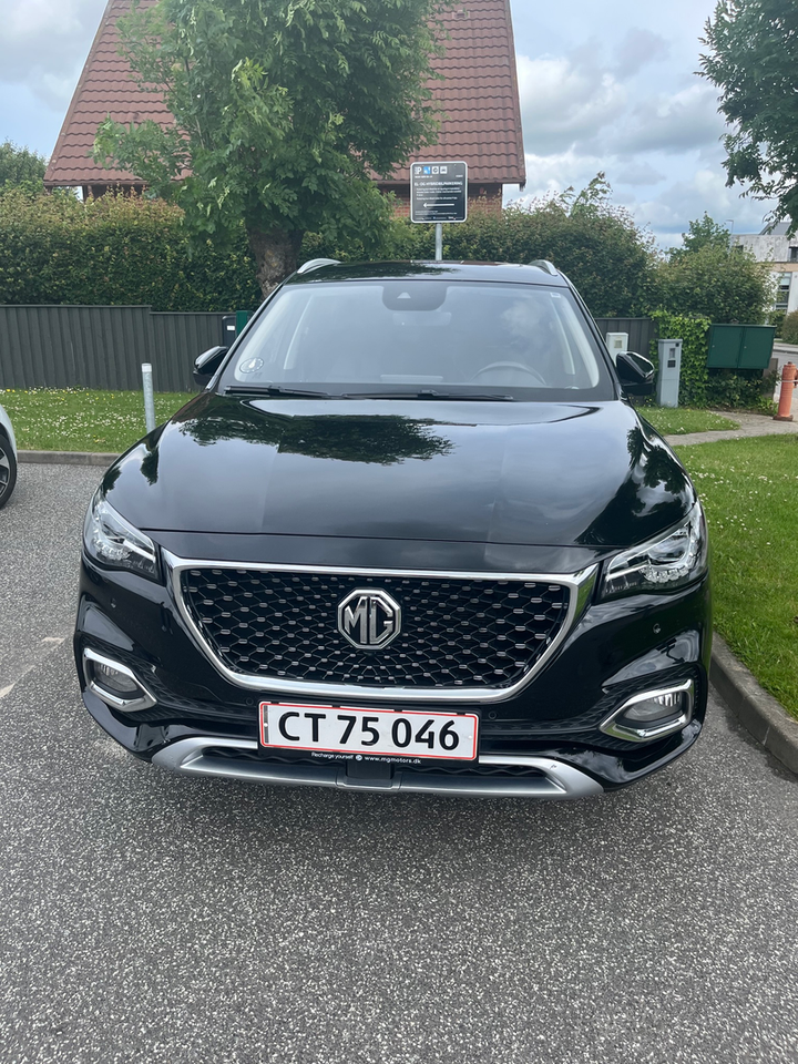 MG EHS 1,5 PHEV Luxury 5d