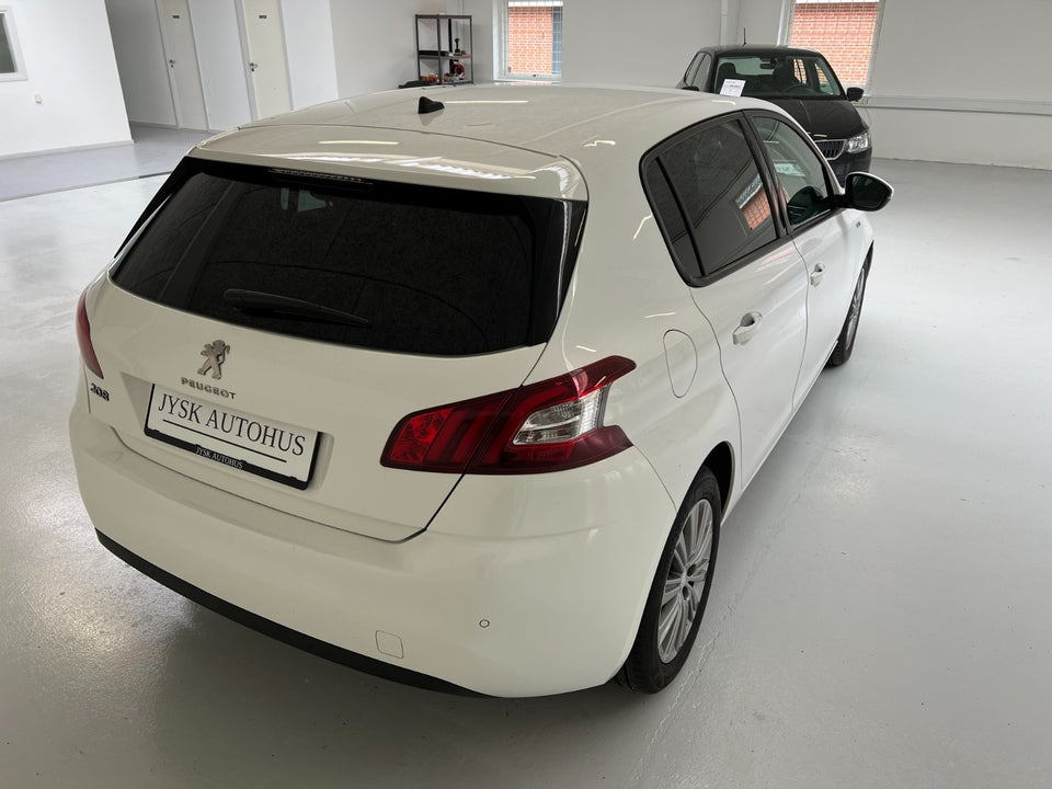 Peugeot 308 1,6 BlueHDi 120 Style 5d