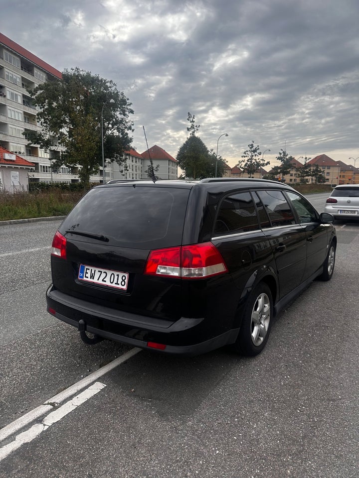 Opel Vectra 1,8 16V 140 Elegance Wagon 5d