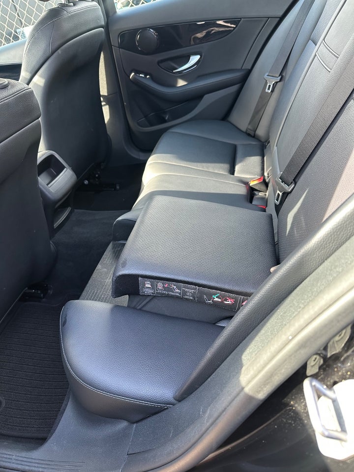 Mercedes C200 2,0 Avantgarde stc. aut. 5d