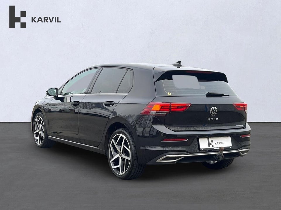 VW Golf VIII 1,4 eHybrid DSG 5d