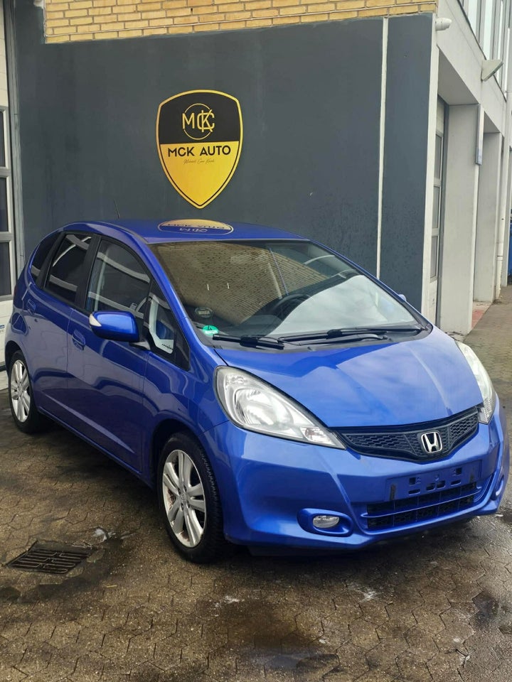 Honda Jazz 1,4 Elegance CVT 5d