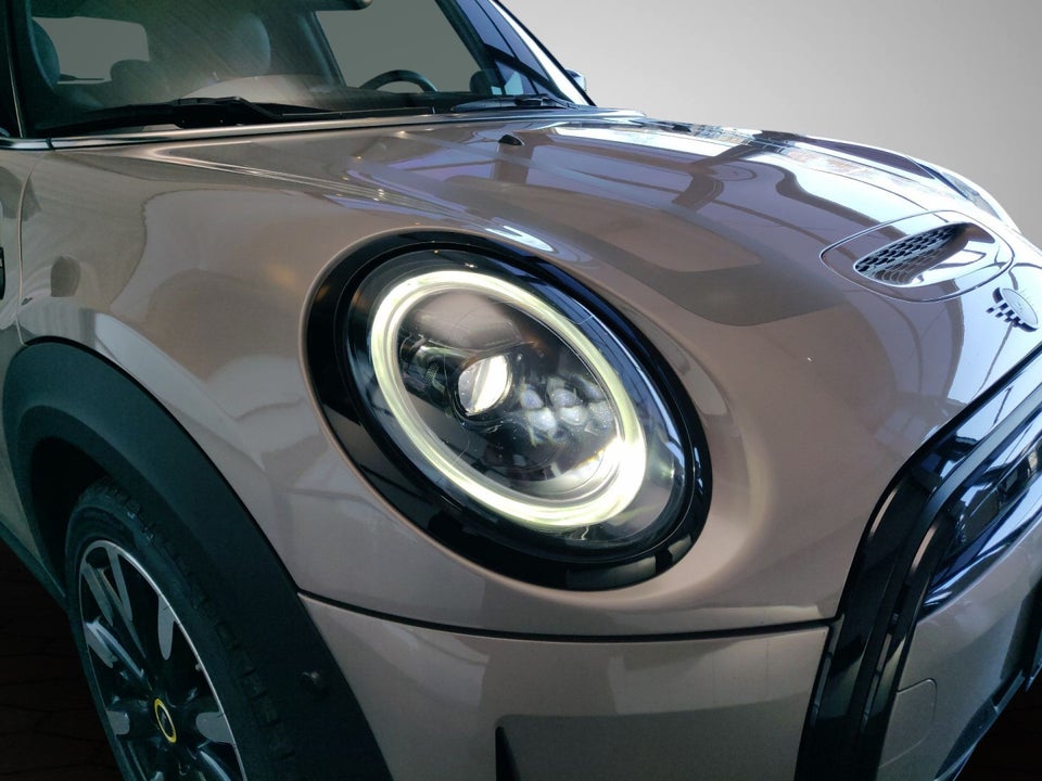 MINI Cooper SE Yours Trim 3d