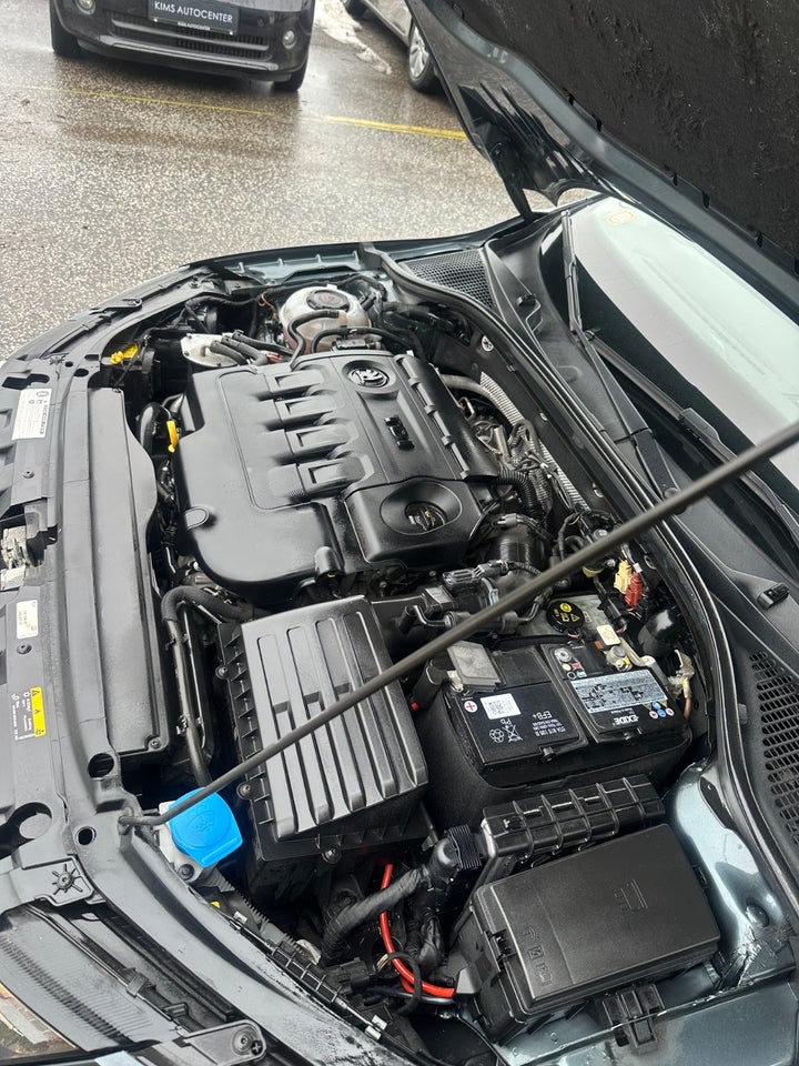 Skoda Octavia 1,6 TDi 115 Style Combi DSG 5d