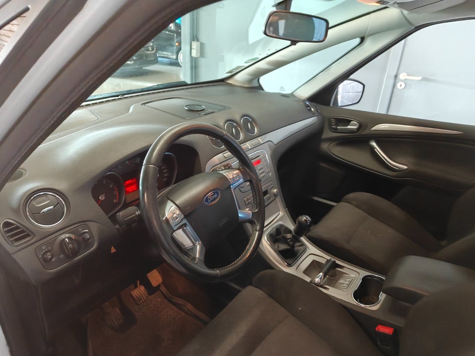 Ford S-MAX 2,0 Trend 7prs 5d