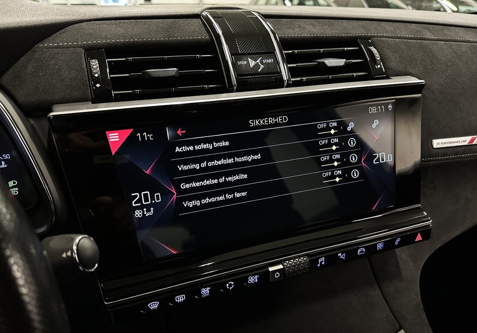 DS DS 7 CrossBack 1,5 BlueHDi 130 Performance Line EAT8 5d