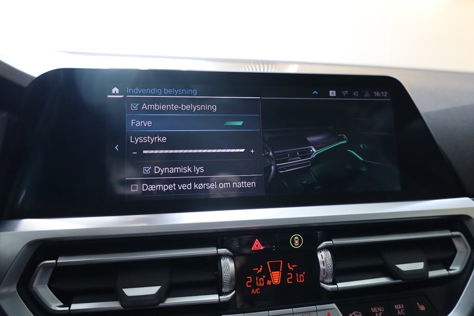 BMW 330e 2,0 Touring Sport Line aut. 5d