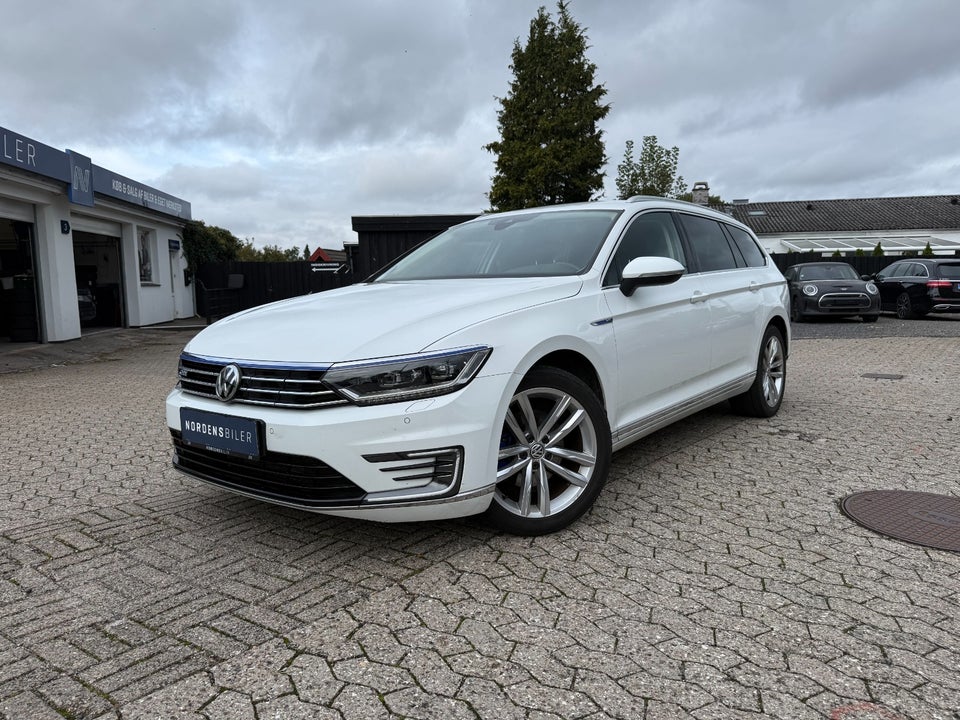 VW Passat 1,4 GTE Highline Variant DSG 5d
