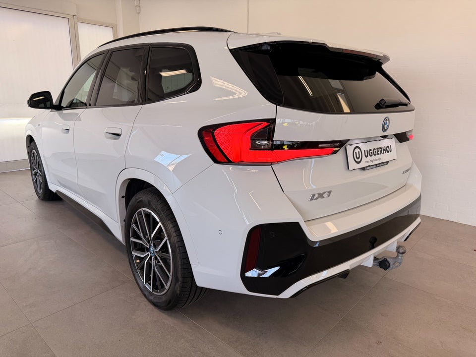 BMW iX1 xDrive30 M-Sport 5d