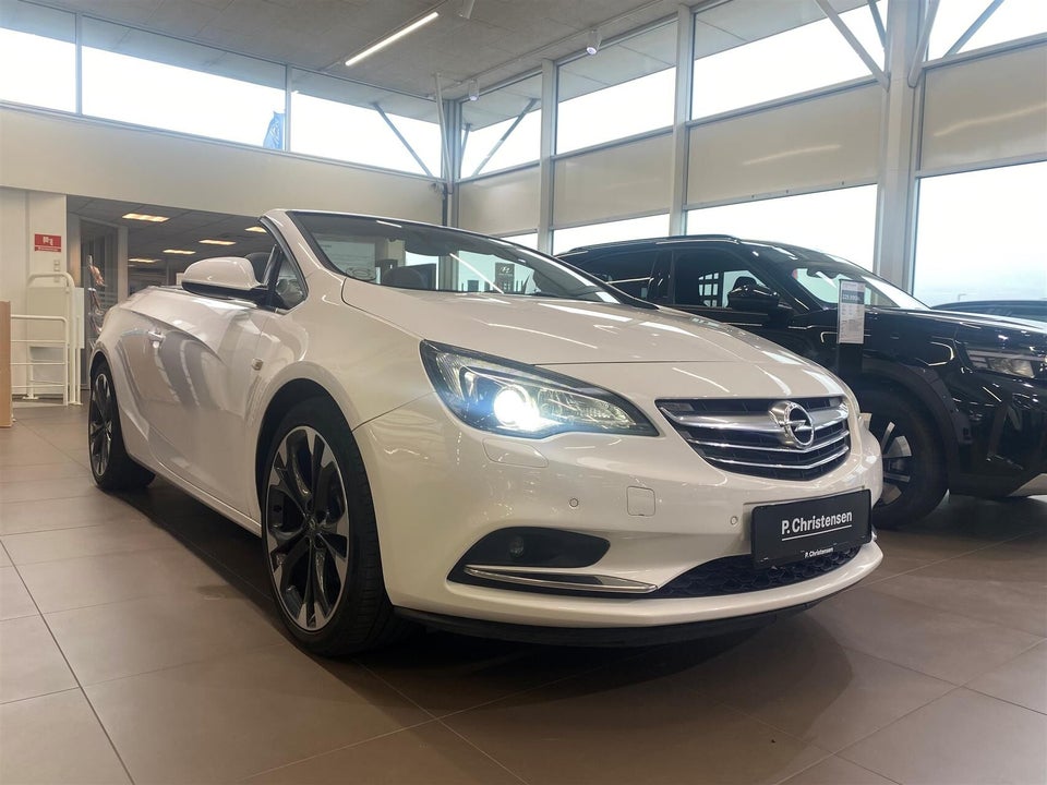 Opel Cascada 1,6 T 170 Cosmo 2d