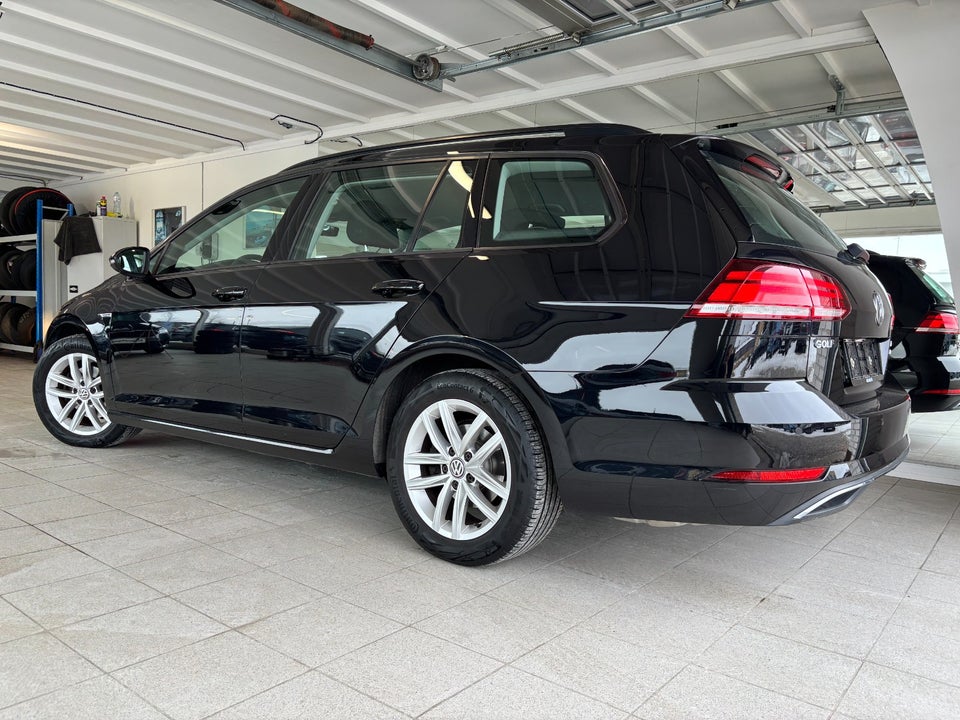 VW Golf VII 1,5 TSi 130 Comfortline Variant DSG 5d