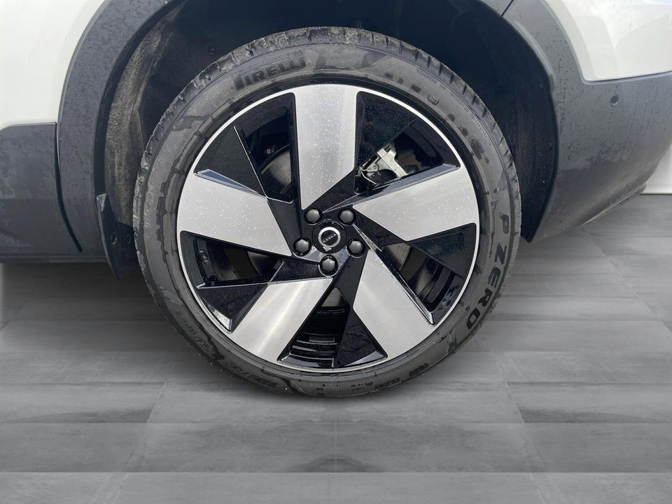 Volvo EX40 Twin Ultra 5d