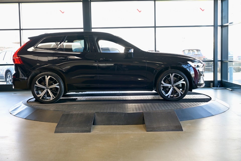 Volvo XC60 2,0 T8 ReCharge Ultimate Dark aut. AWD 5d
