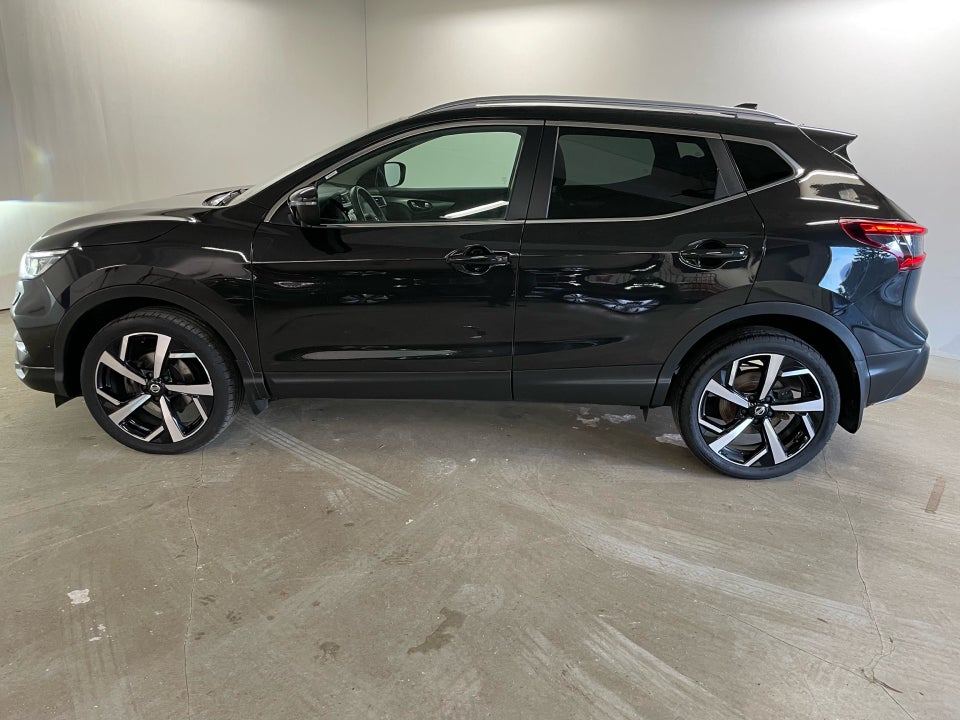 Nissan Qashqai 1,3 Dig-T 140 Tekna 5d