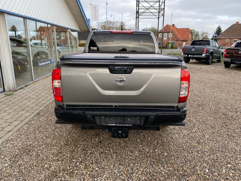 Nissan Navara 2,3 dCi 190 Db.Kab N-Guard aut. 4d