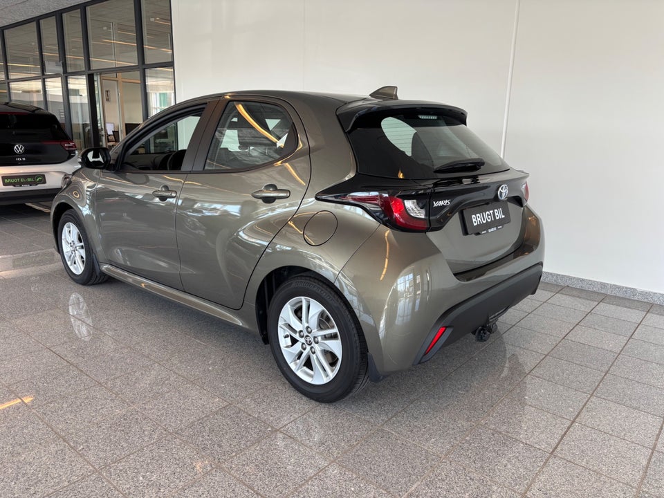 Toyota Yaris 1,5 Hybrid Active e-CVT 5d