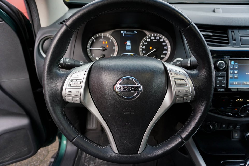 Nissan Navara 2,3 dCi 190 Db.Kab Tekna aut. 4d