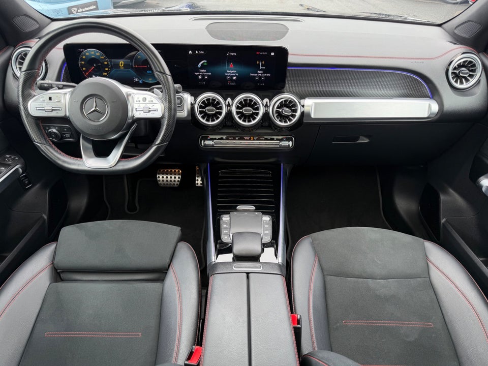 Mercedes EQB250 AMG Line 5d