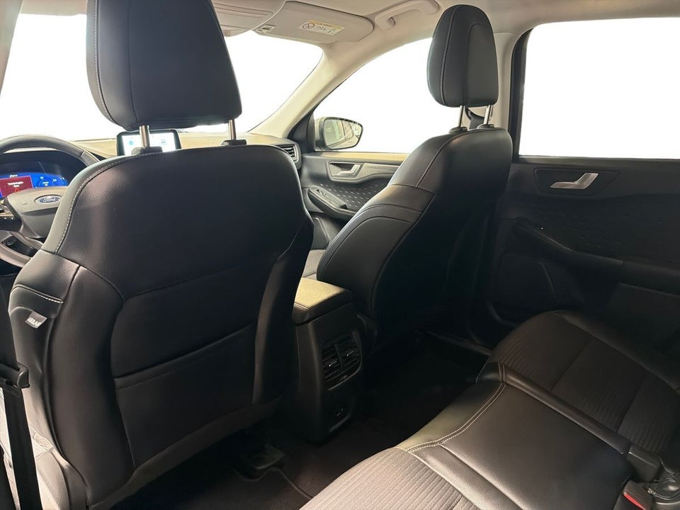 Ford Kuga 2,5 PHEV Titanium X CVT 5d