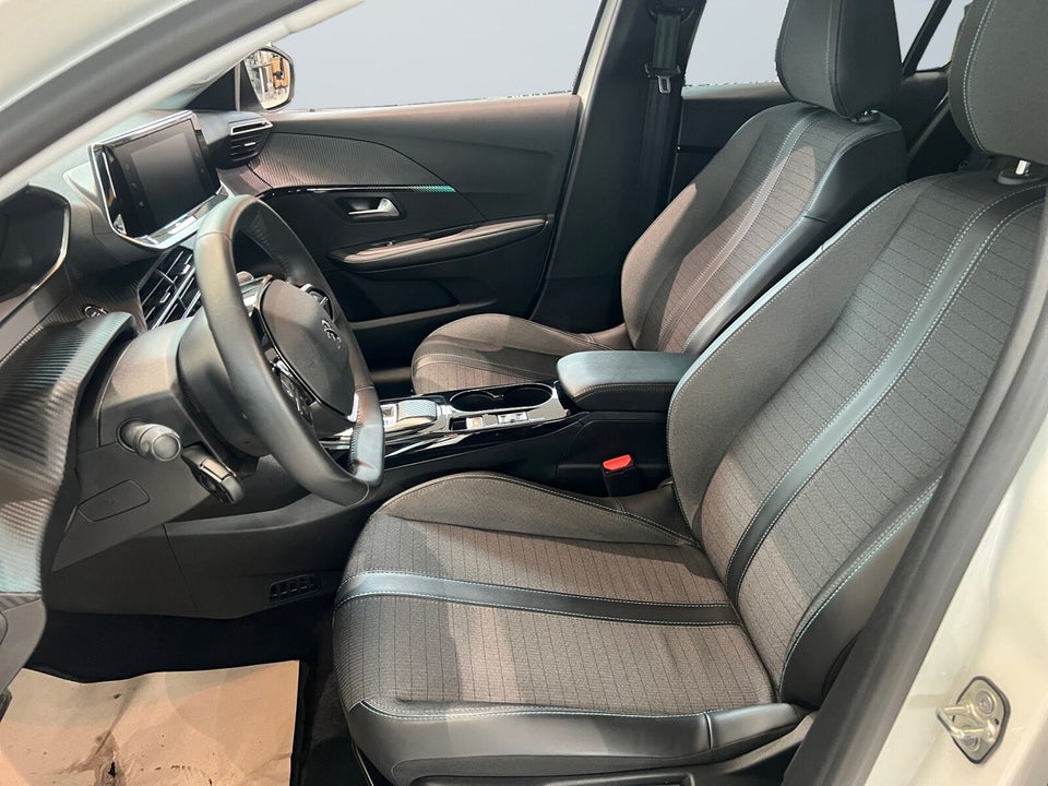 Peugeot e-208 50 Allure 5d