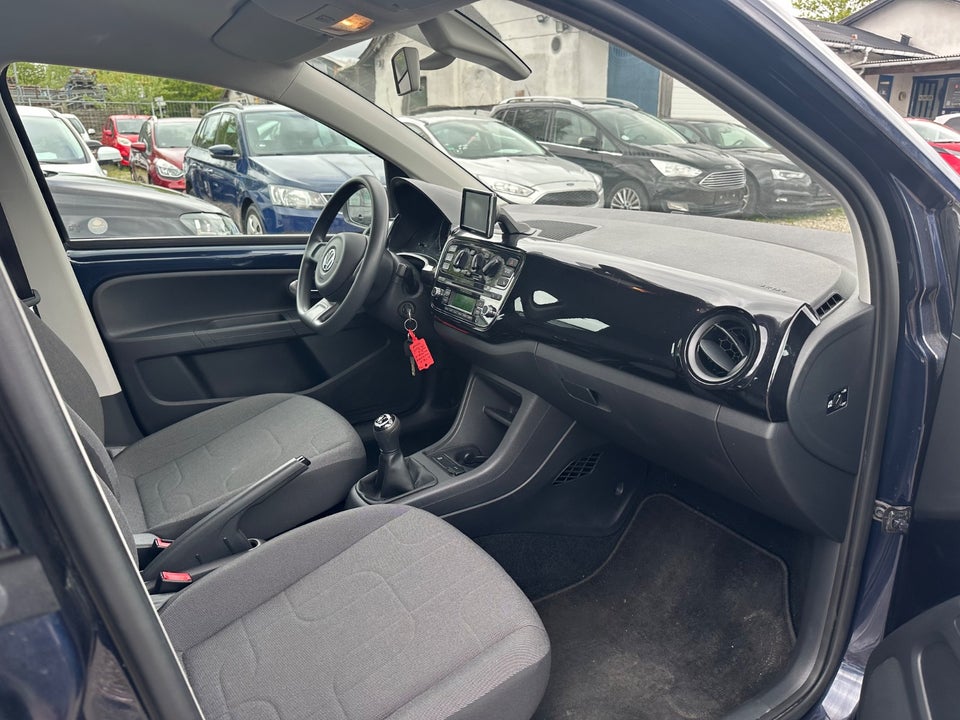 VW Up! 1,0 75 Move Up! BMT 5d