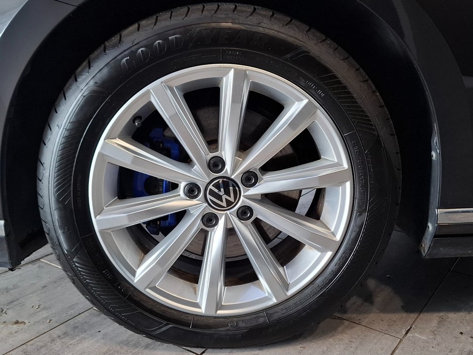 VW Passat 1,4 GTE High Variant DSG 5d