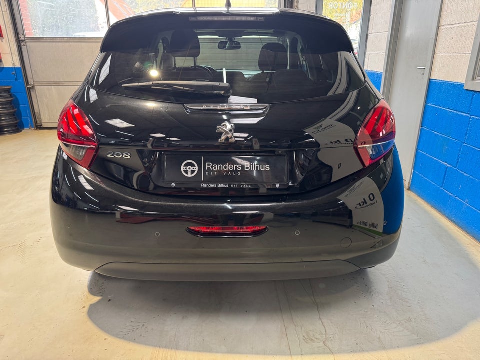 Peugeot 208 1,5 BlueHDi 100 Infinity Sky 5d