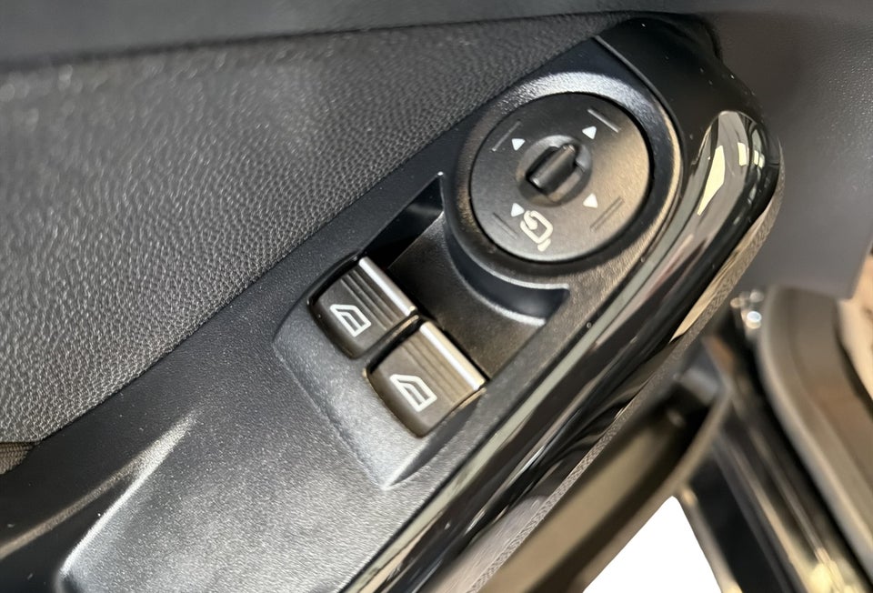 Ford Fiesta 1,0 SCTi 125 Titanium 5d