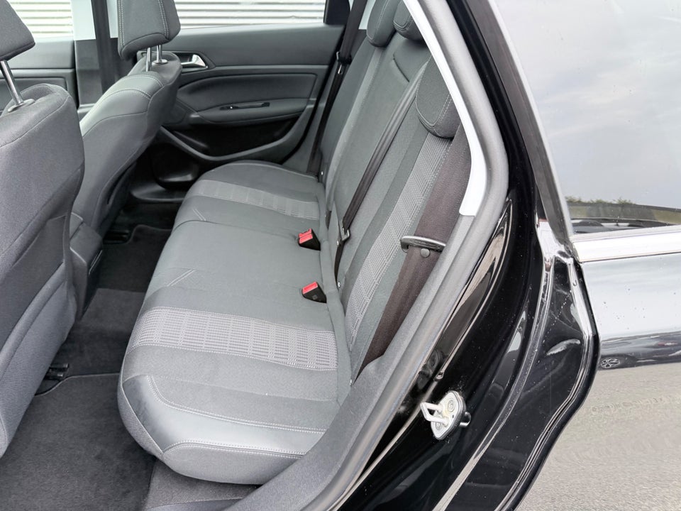 Peugeot 308 1,5 BlueHDi 130 Selection Sky SW 5d