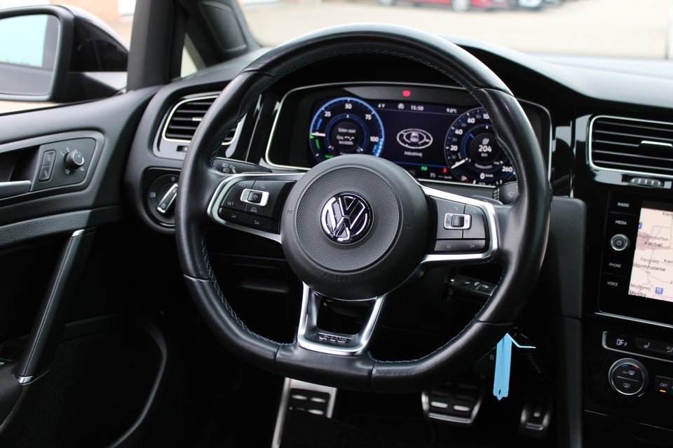 VW Golf VII 1,4 GTE DSG 5d
