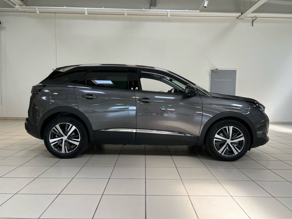 Peugeot 3008 1,6 Hybrid Selection Sport EAT8 5d