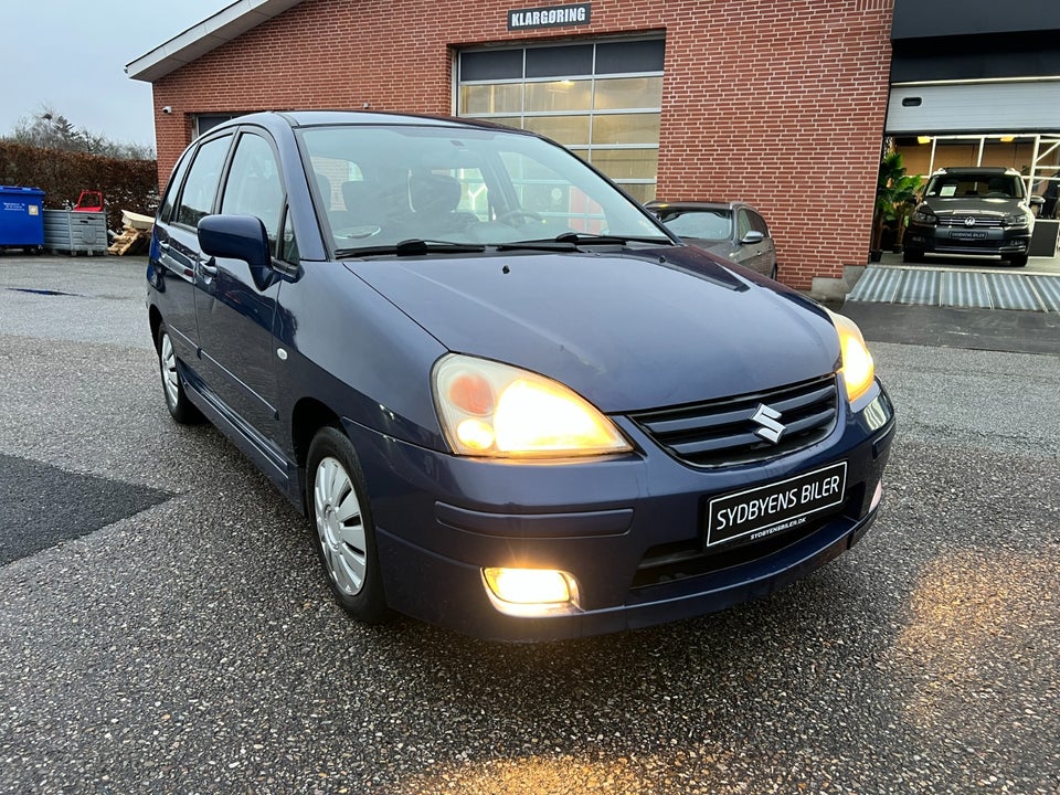 Suzuki Liana 1,6 4d