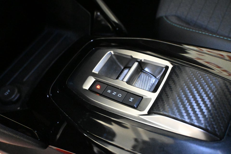 Peugeot 2008 1,2 PureTech 130 Vision Sport EAT8 5d