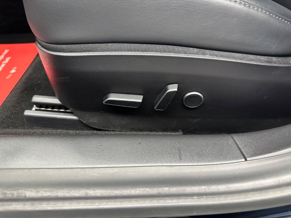 Tesla Model 3 Standard Range+ RWD 4d