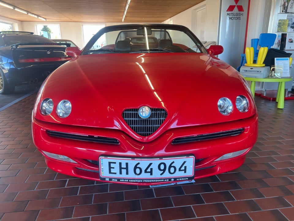 Alfa Romeo Spider 2,0 TS 2d