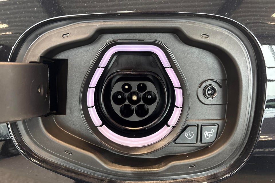 Ford Kuga 2,5 PHEV ST-Line X CVT 5d