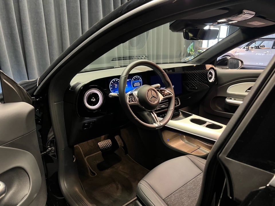 Mercedes CLA250+ EQ Progressive 4d