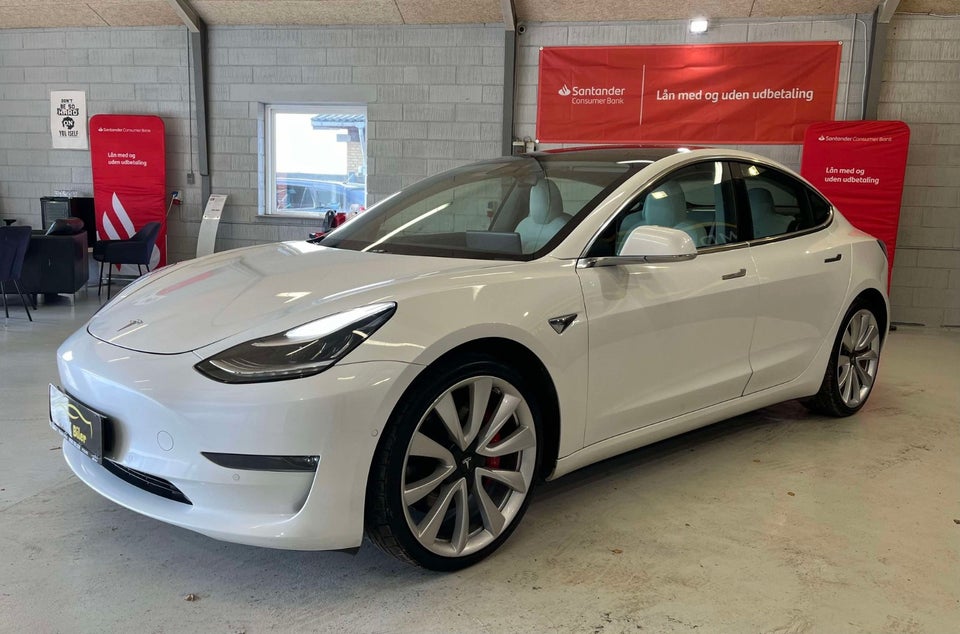 Tesla Model 3 Performance AWD 4d