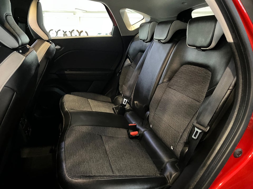 Renault Captur 1,6 E-Tech Intens 5d