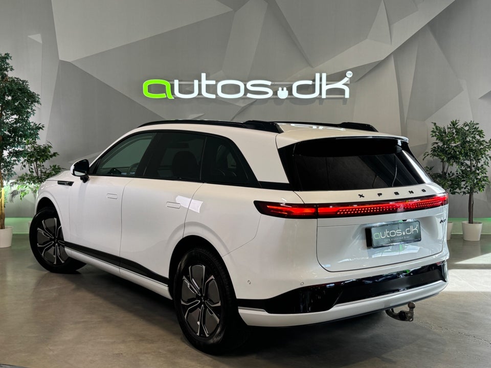 Xpeng G9 Standard Range 5d