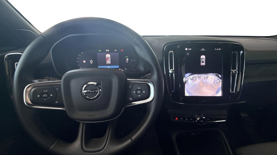 Volvo EX40 Extended Range Plus 5d