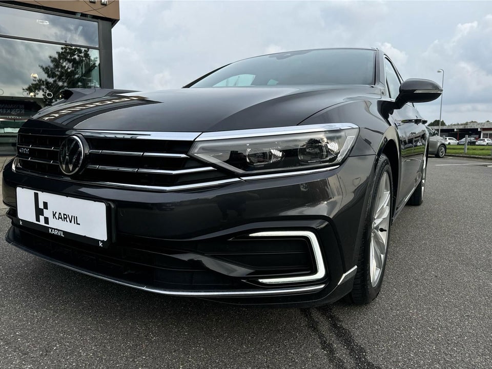 VW Passat 1,4 GTE DSG 4d