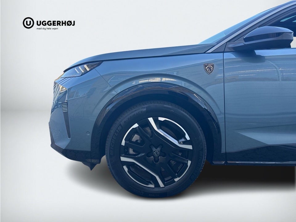 Peugeot e-3008 77 GT 5d