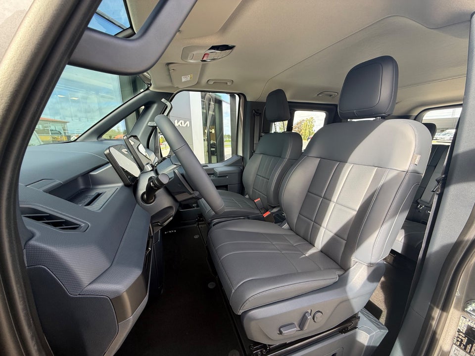 Kia PV5 71 Long Range Upgrade 5d