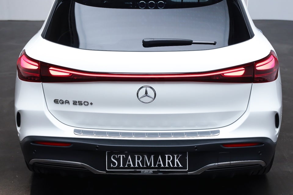 Mercedes EQA250+ AMG Advance Plus 5d