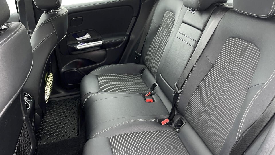 Mercedes EQA250 Progressive 5d