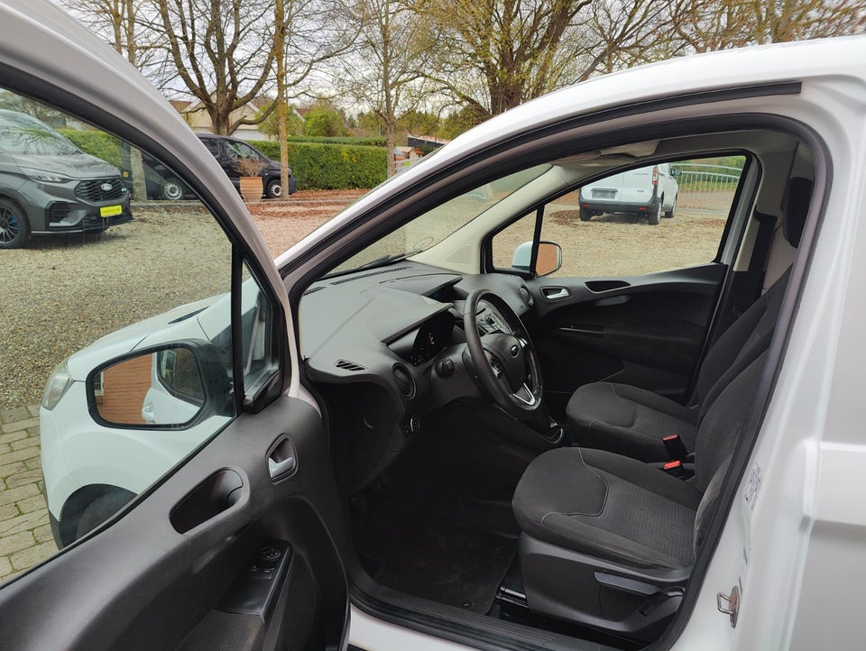 Ford Transit Courier 1,0 SCTi 100 Trend Van 4d