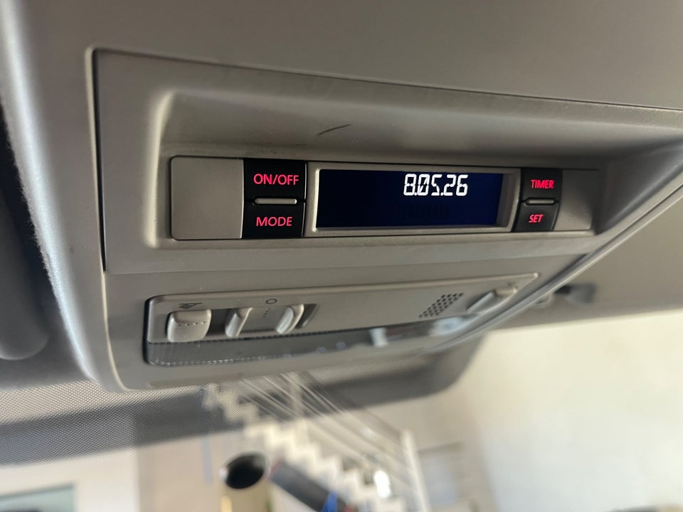 VW Transporter 2,0 TDi 150 Kassevogn lang